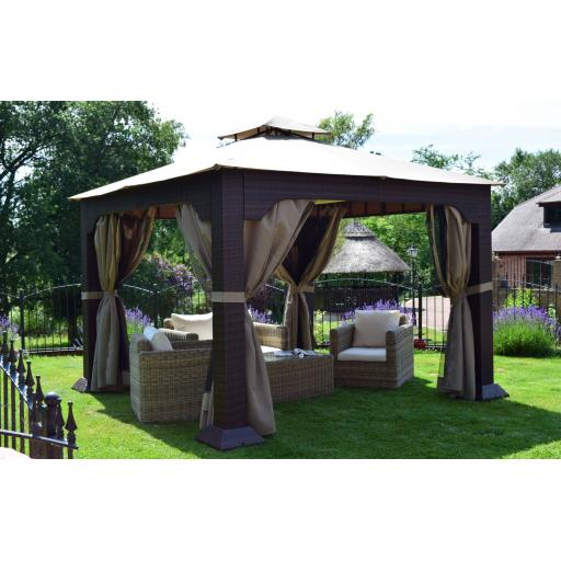 Deluxe Weave Regent Rattan Gazebo